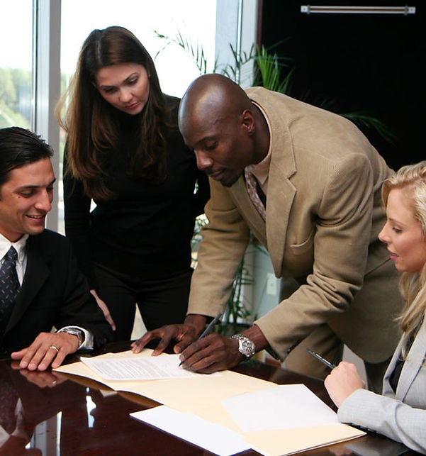 Professional FM advisory team
